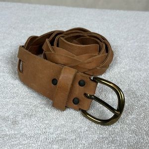 Gap Leather Braided belt women’s Small/Medium Tan 36”